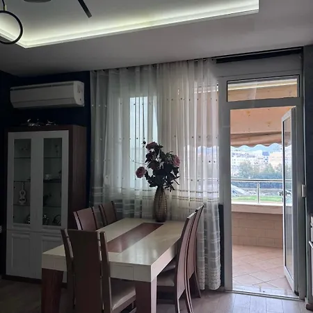 Apartament * Tiran